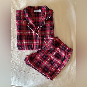 Women’s flannel holiday pajama set